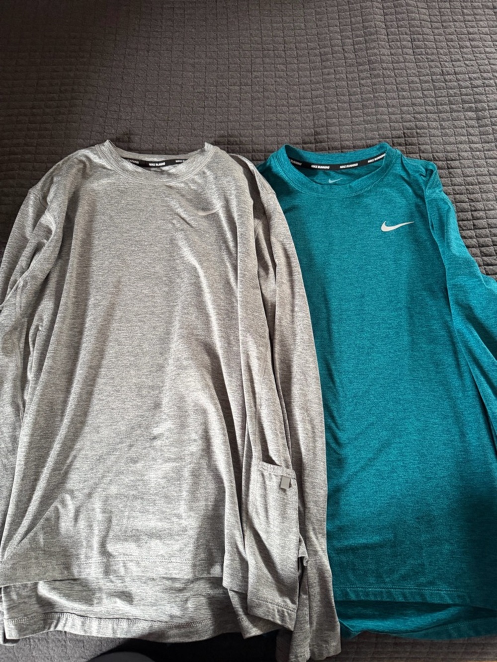 Nike Teal Long Sleeve Dri-FIT & Heather Gray Long Sleeve Tee Set, XL